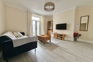 Lounge- click for photo gallery